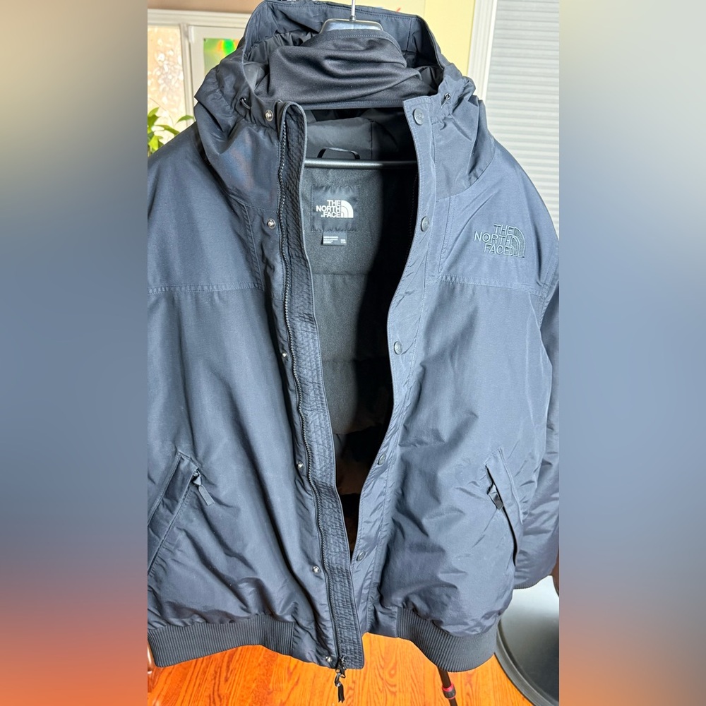 The North Face Men's Black Puffer Jacket